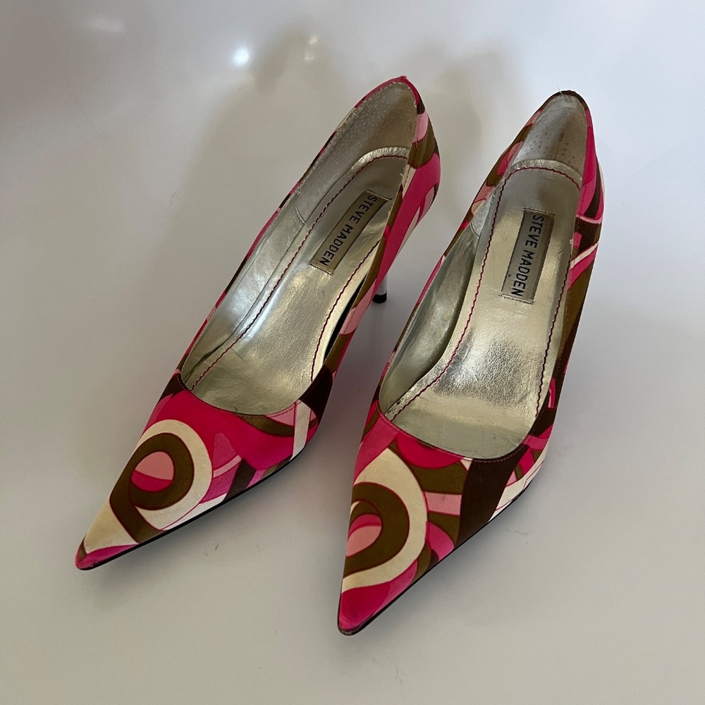 Steve Madden Chelsee Stain Pump Multi Pointed Toe Silver Heels Shoes Sz 6.5 M - Picture 2 of 12